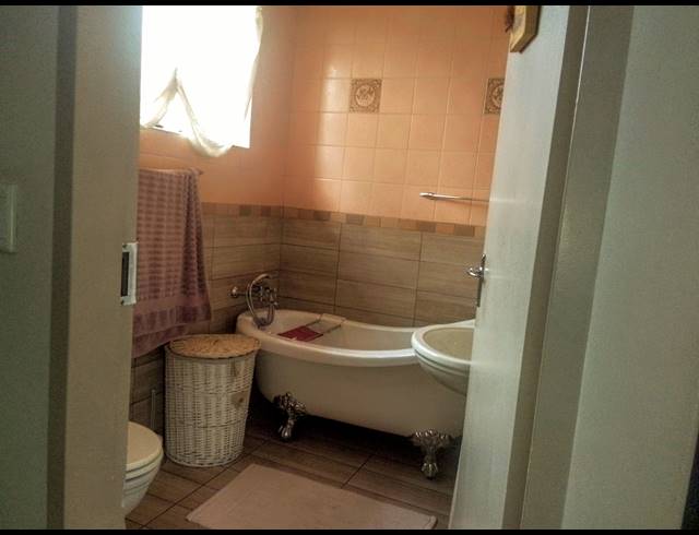 3 BEDROOM FREEHOLD FOR SALE IN MINDALORE